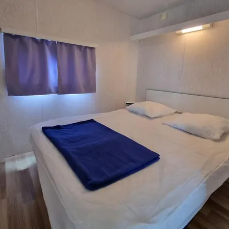 Kemping Mobil 4 Pers Avec Terrasse - Api-1-52-828