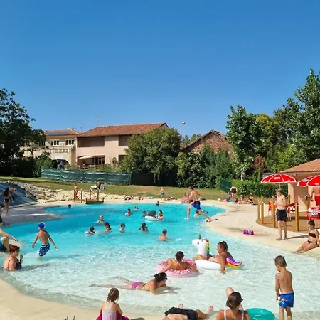 Mobil 4 Pers Avec Terrasse - Api-1-52-828 * Gondrin